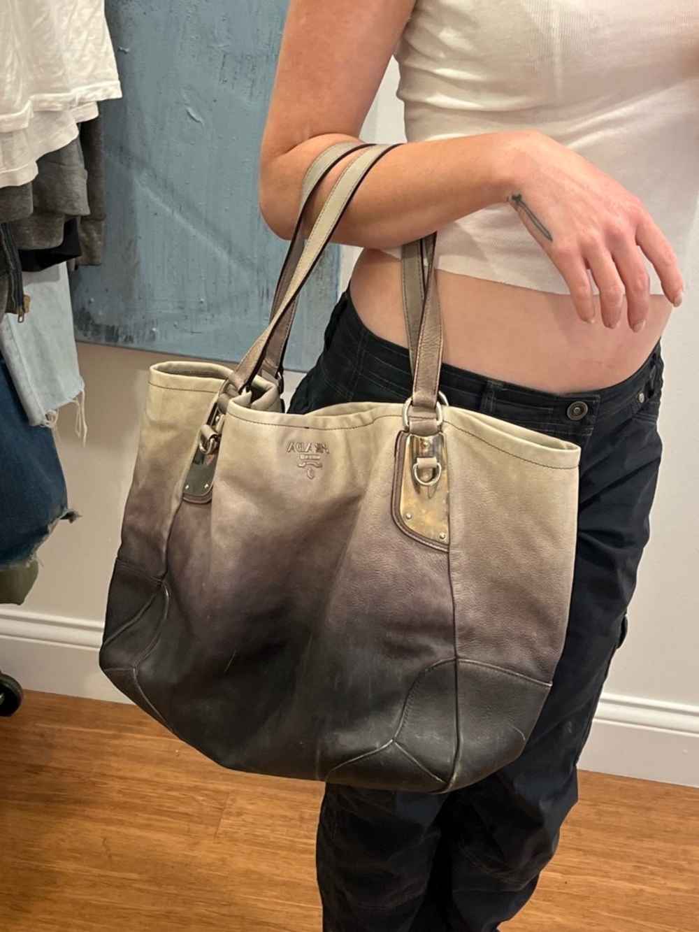 Vintage y2k Prada ombre Leather Tote Bag - Picture 2 of 5